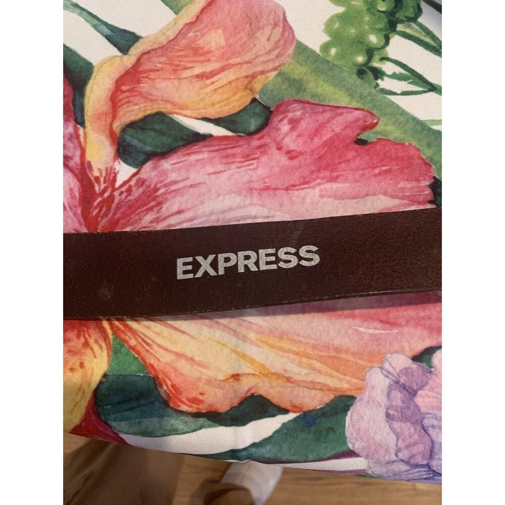 EXPRESS Men's Brown Italian Leather Single Prong Distressed Belt Sz Small